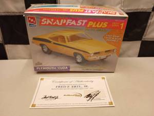 lot 784 image: AMT Plymouth Cuda Snap Fast Plus  125th Scale Model Kit from Fred Ertl Collection with COA