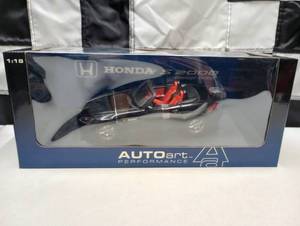 lot 825 image: Autoart Performance Honda S 2000 118th Scale Die Cast Car