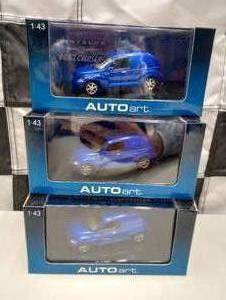 lot 845 image: Autoart Chrysler Panel Cruiser 143rd Scale Die Cast Car