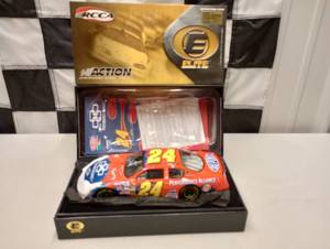 lot 865 image: Action Elite Jeff Gordon #24 DuPont  Performance Alliance 124th Scale Die Cast Car