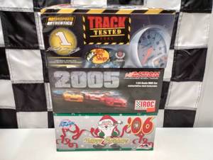 lot 879 image: Action 124th Scale Die Cast Cars