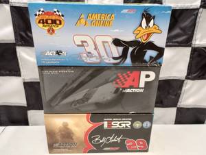 lot 896 image: Action 124th Scale Die Cast Cars