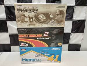 lot 899 image: Action 124th Scale Die Cast Cars
