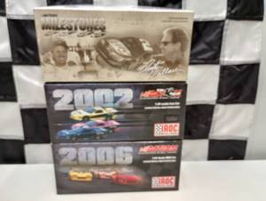 lot 900 image: Action 124th Scale Die Cast Cars