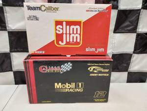 lot 916 image: Team Caliber 124th Scale Die Cast Cars