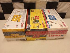 lot 927 image: Team Caliber Preferred Series 124th Scale Die Cast Cars