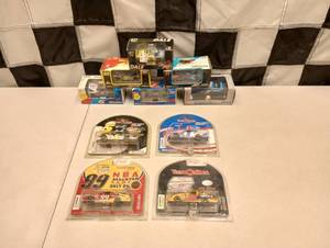 lot 949 image: Team Caliber 164th Scale Die Cast Cars