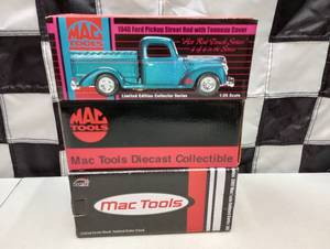 lot 1000 image: (3) Mac Tools Die Cast Coin Bank