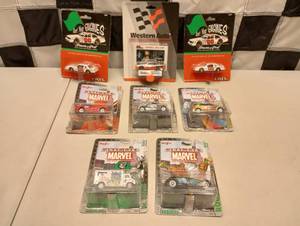 lot 1028 image: (9) Assorted Nascar 164 Scale Cars