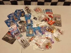 lot 1036 image: Large Assortment of Nascar Key Chains