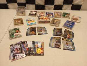 lot 1098 image: Nascar Collector Cards & Sets