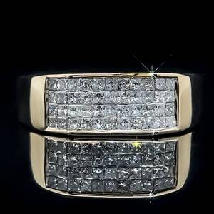 1 Carat Princess Cut Diamond Four-Row Anniversary Ring in 14k Yellow Gold $2750 Retail