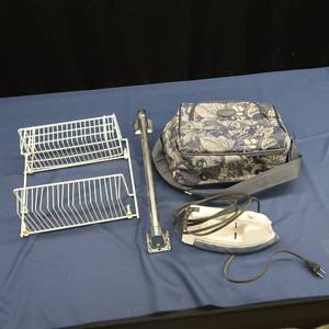 lot 39 image: LOT OF 4 HOUSEHOLD ITEMS