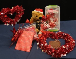 lot 44 image: VALENTINES LOT