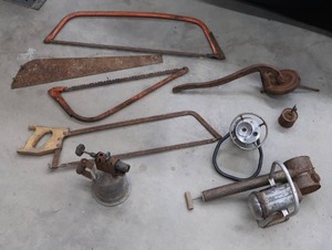 lot 49 image: VINTAGE BLOW TORCH PLUS MORE