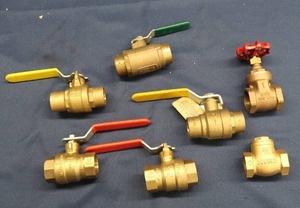 lot 59 image: PLUMBING VALVES