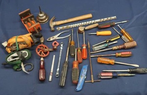 lot 88 image: VARIETY OF TOOLS