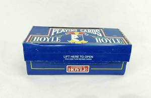 lot 51 image: Box of 12 Vintage 1990s Hoyle Pinochle Playing Card Decks