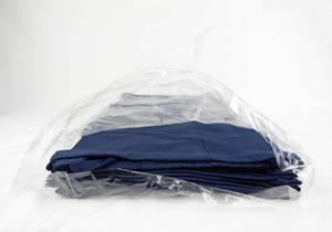 lot 95 image: Case of 36 Navy Blue New Commercial Sous Chef Adjustable Kitchen Aprons
