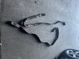 2 safety straps