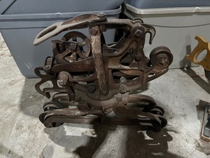 Barn Trolley     very nice  and hard to find