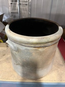old crock  has cracks