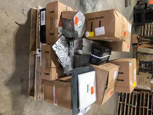 Pallet of Mixed Assorted Flooring Various Models and Conditions  Customer Returns See Pictures