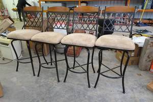 Padded Seat Swivel Bar Stools