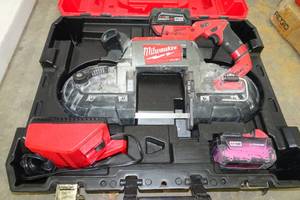 Milwaukee Fuel 18V Deep Cut Band Saw with 2 5.0 Ah Batteries