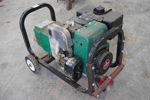 Coleman Powermate 4000 Watt Gas Generator - 8HP Tecumseh