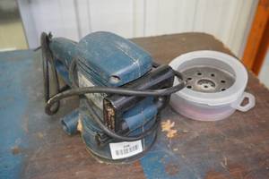 Bosch Corded Palm Sander
