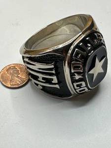 Oversized Dallas Cowboys NFL Ring