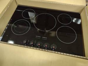 lot 18 image: Ikea Drop-In Electric Cooktop, Mode...