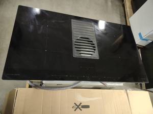 lot 22 image: Ikea Drop-In Electric Cooktop with ...