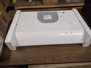 lot 28 image: Ikea Exhaust Hood, Model LAGAN 304....