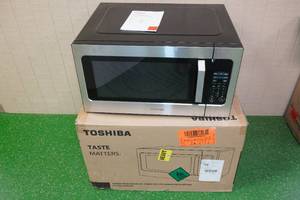 Toshiba 2.2 Cu Ft 1200W Stainless Steel Microwave