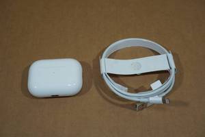 Apple AirPods Pro 2nd Generation with MagSafe Charging Case