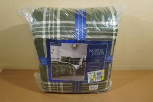 Nordic Lights QueenFull 3-Piece Quilt Set