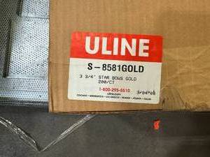 Two Boxes 3 34 Star Bows, 1 Box Red, 1 box Gold. 200box.