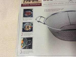Stainless Steel BBQ Grilling Basket with Locking Lid - New in Box