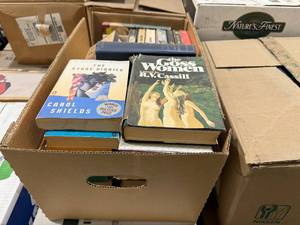 Pallet of Miscellaneous books