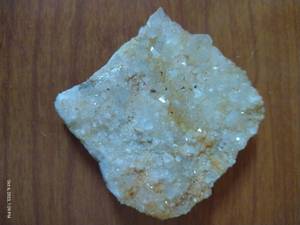 lot 8 image: Sparkly Rock