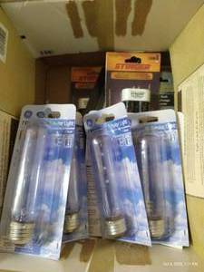 lot 9 image: Small Box Of UV, Mosquito, & Tubular Lights