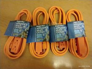 lot 18 image: (4) 9 Extension Cords - Brand New