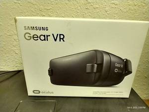 lot 37 image: Samsumg Gear VR