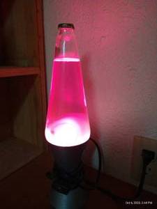 lot 51 image: Lava Lamp