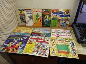 lot 62 image: Large Lot Of Childrens Records
