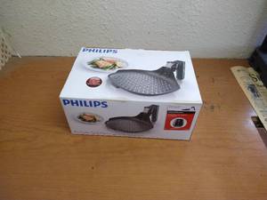 lot 75 image: Phillips Air Fryer - Brand New In Box