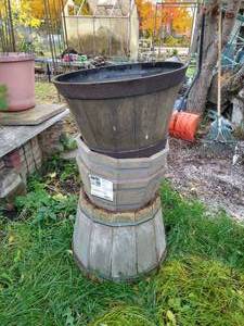 lot 103 image: (4) Barrel Planters