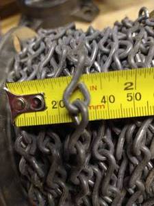 lot 146 image: Full Roll Utility Chain